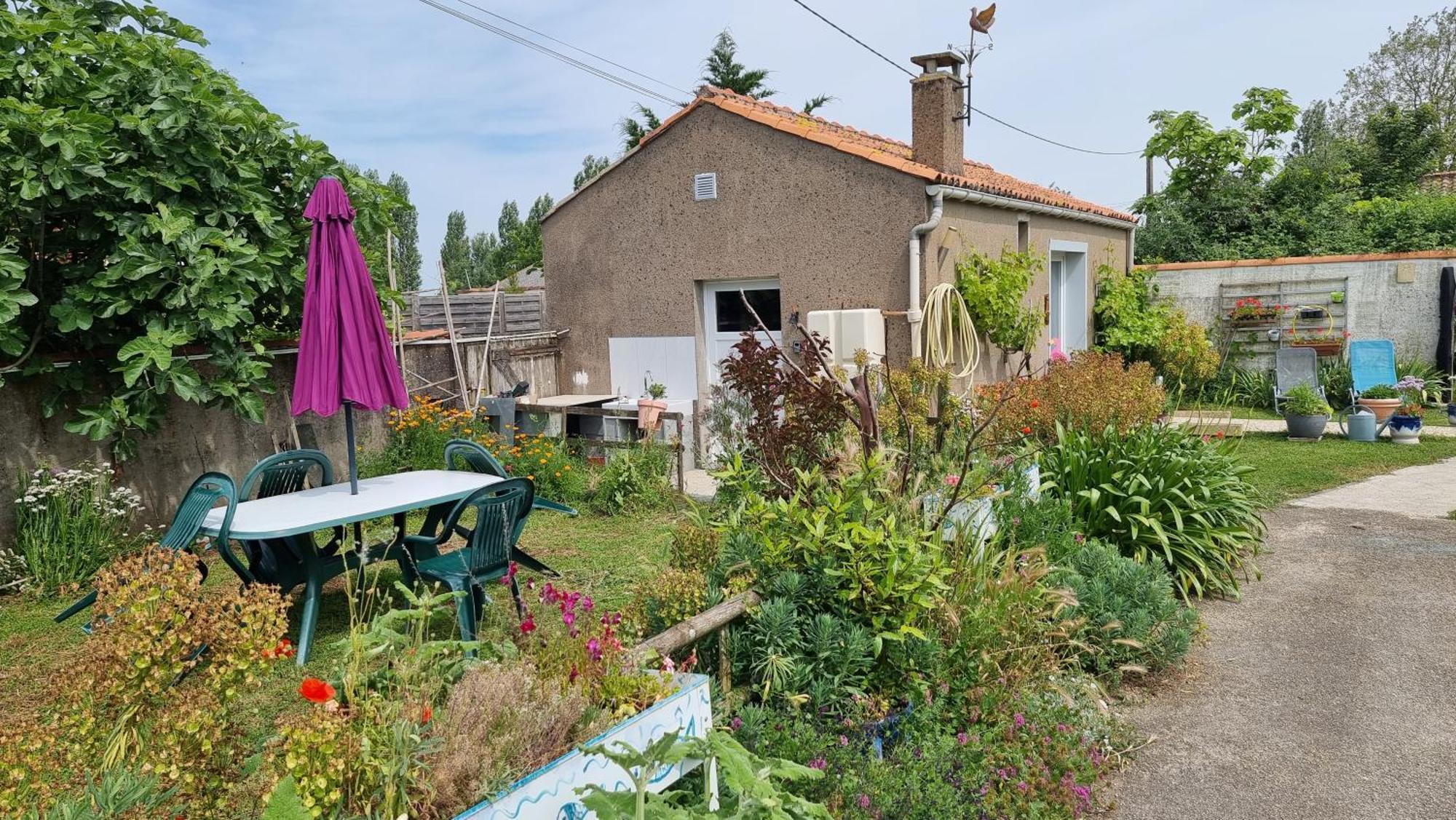 Bed and Breakfast Brigitte Et Franck Triaize Esterno foto